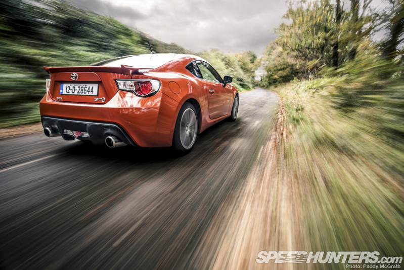 Slow shutter speed car photography