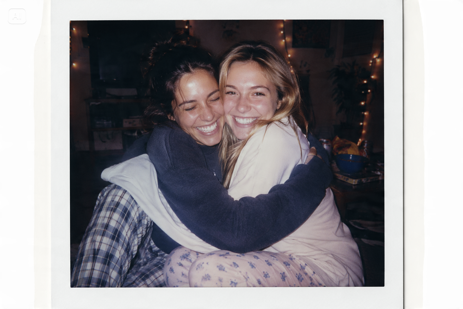 Polaroid Flash Hug