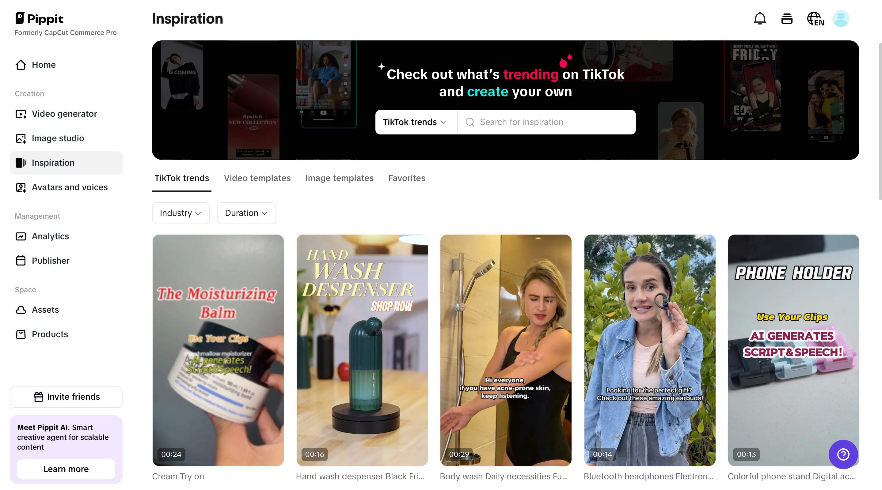 Mga pasadyang template