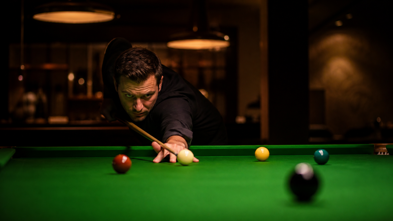 İkizler ve ChatGPT kahraman görüntüsü için En İyi Snooker AI İstemleri