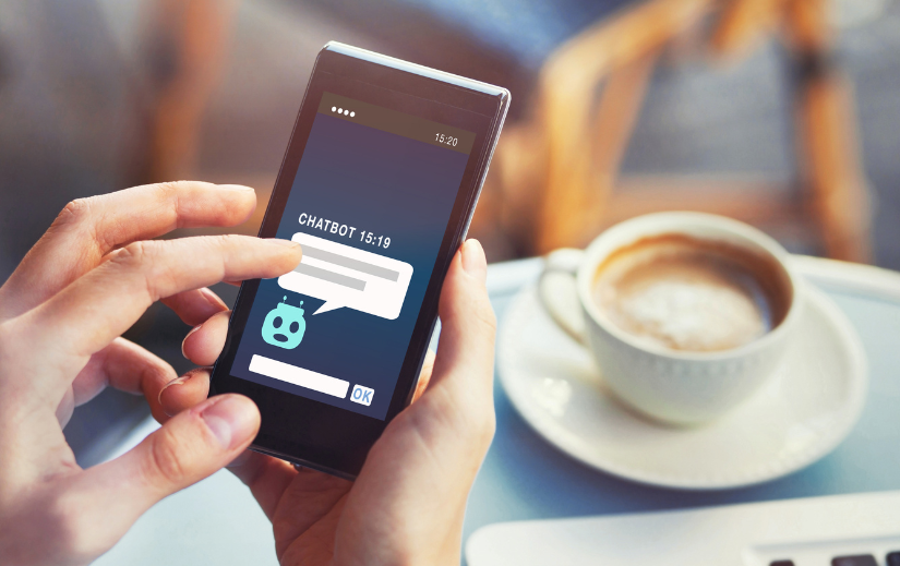 Okostelefonon folytatott chatbot beszélgetés, amely bemutatja a generatív mesterséges intelligencia használatát az ügyfélkapcsolatokban és az automatizált támogatásban az e-kereskedelemben.