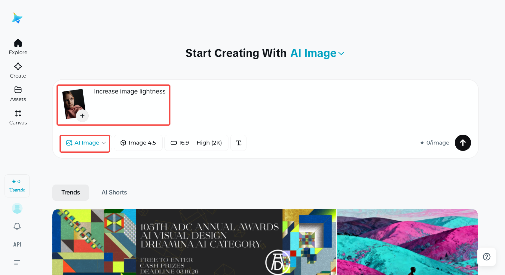 Insira a imagem com pouca luz e o prompt de texto