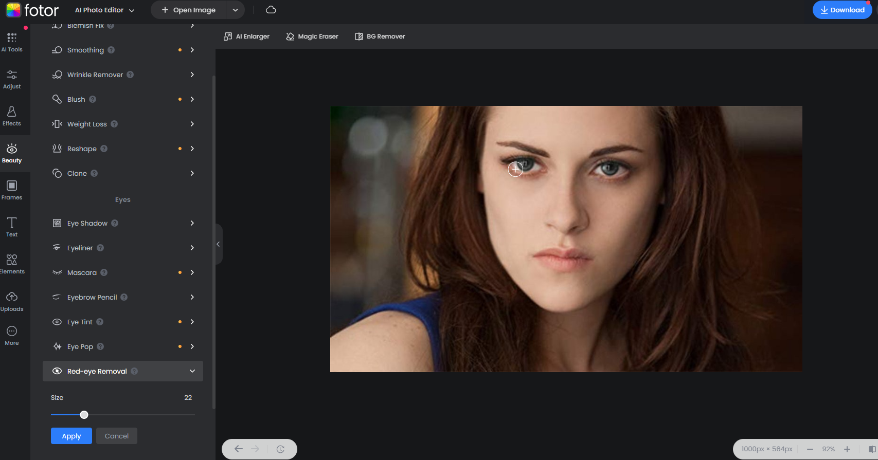 Fotor - online red eye removal tool free