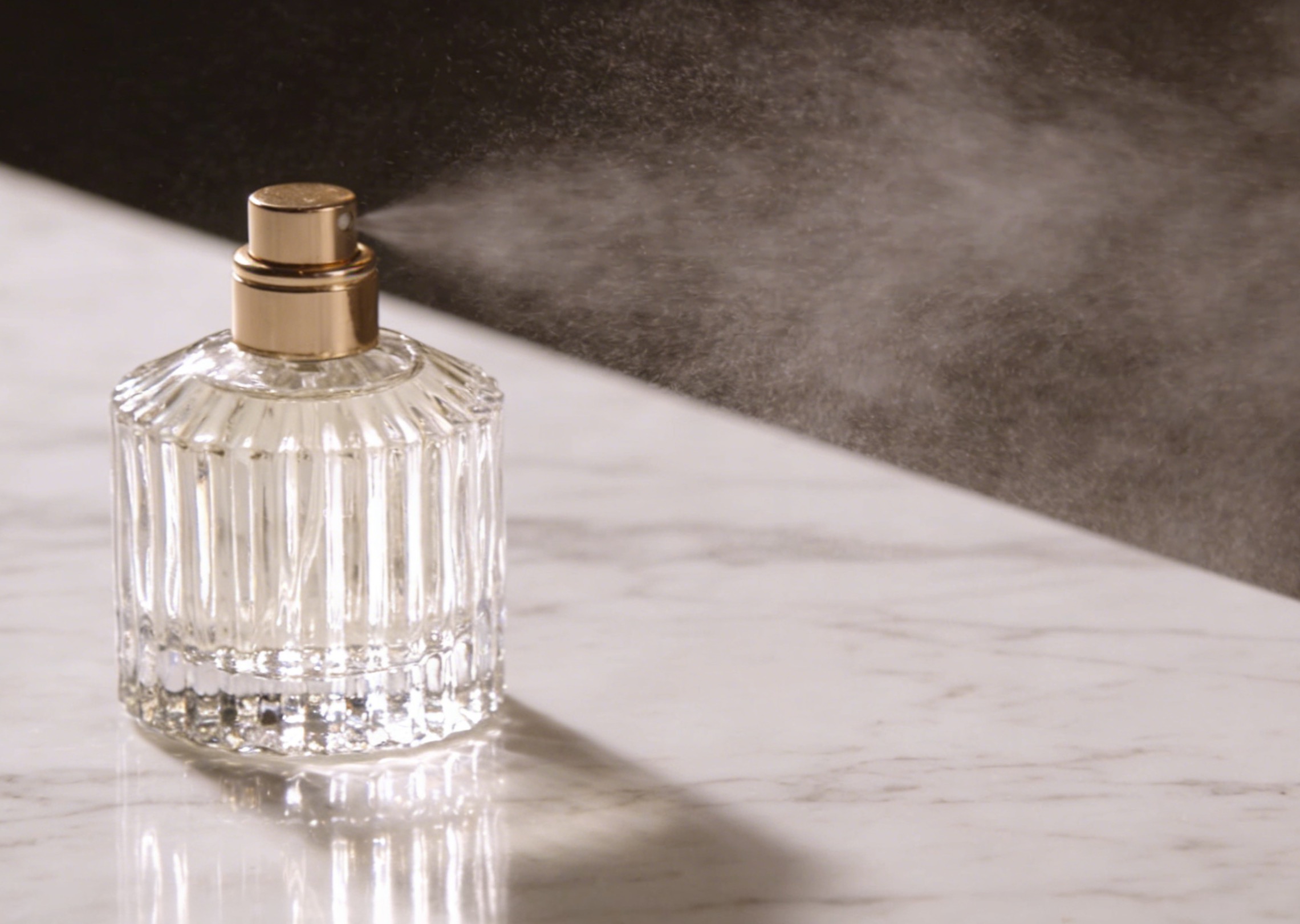 ฉากโฆษณาน้ำหอมสุดหรู