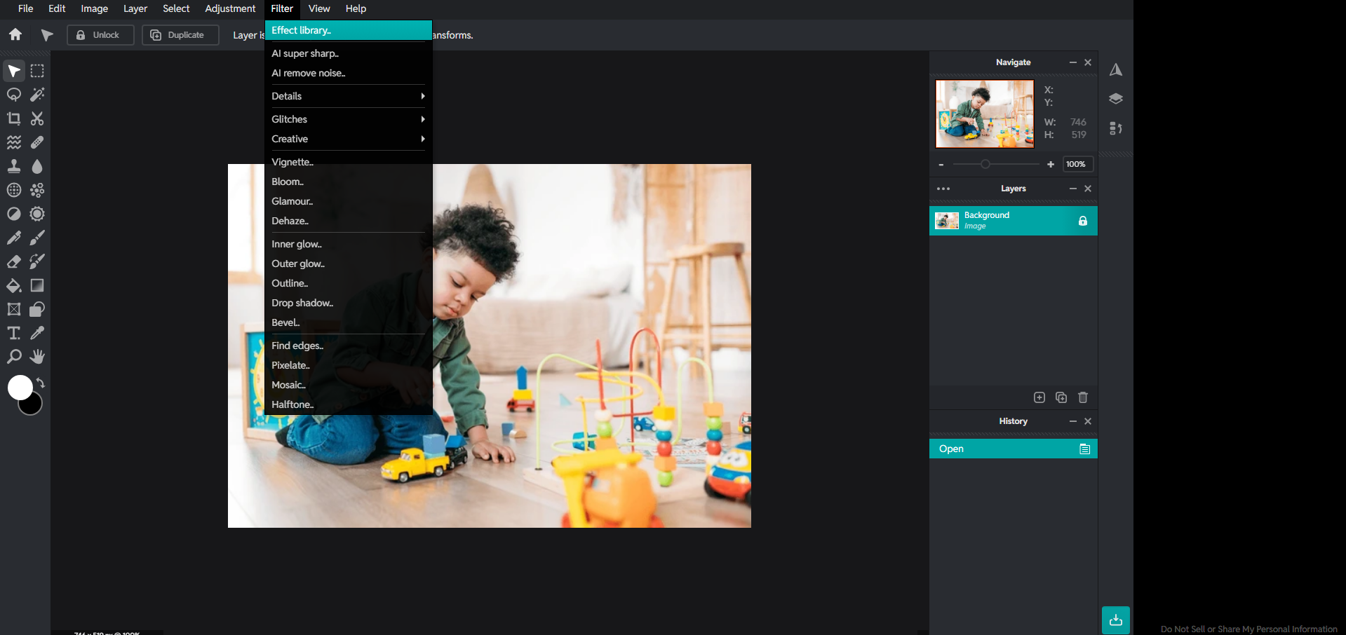 Applying a vintage photo effect
