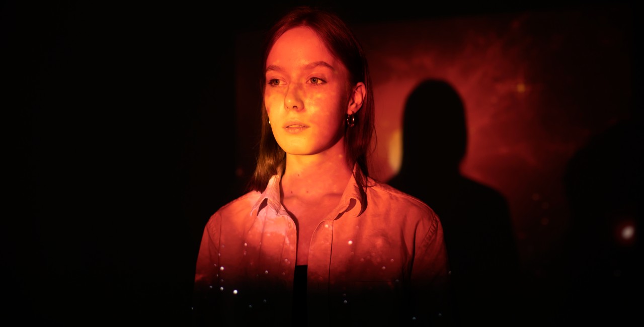 Liwanag na tumatagos na texture ng pelikula