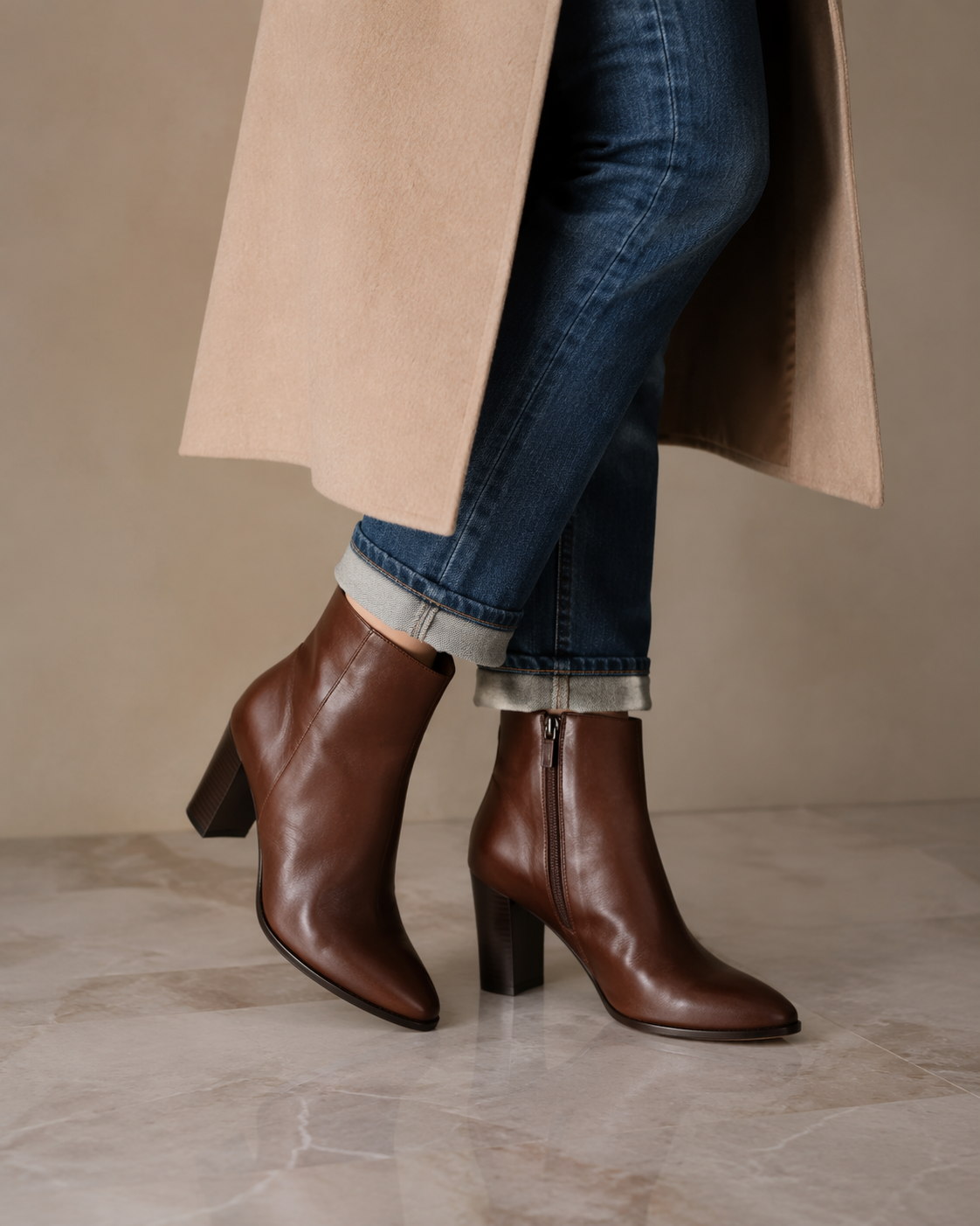 Dreamina virtual boots try on prompt example 1: Knee-High Leather Boots Outfit