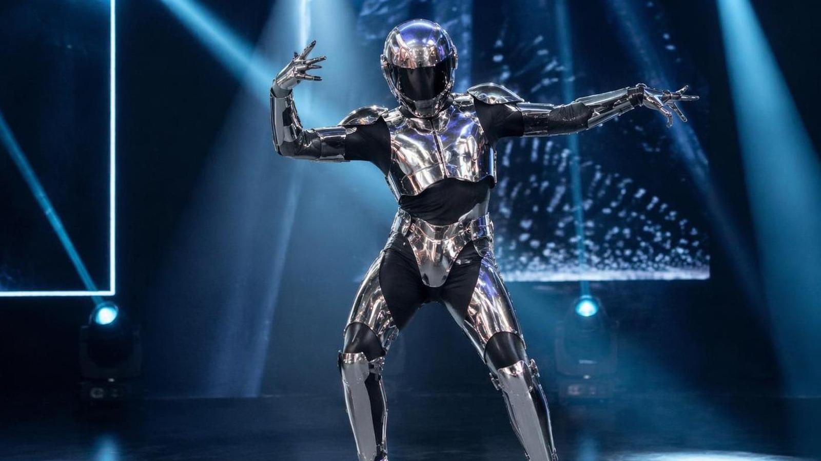 AI robot dance video prompt cover 1 in 4:3