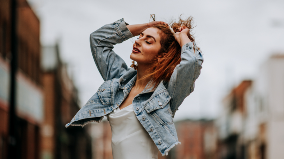 Telephoto prime lenses