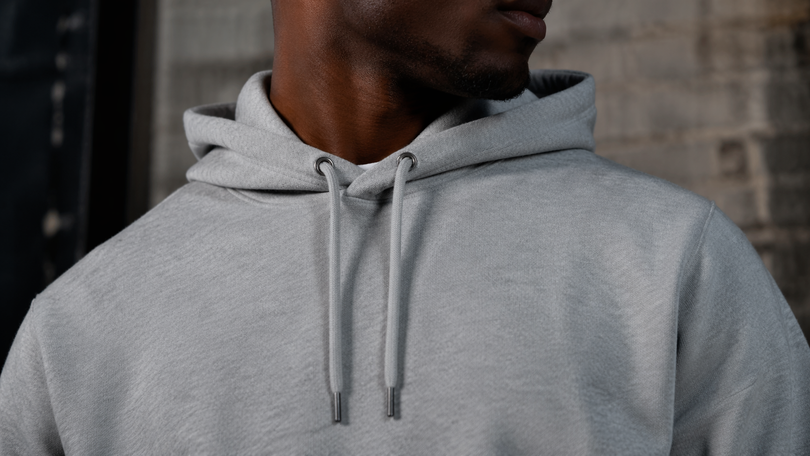 Dreamina virtual hoodie try on: Compare realistic variations faster