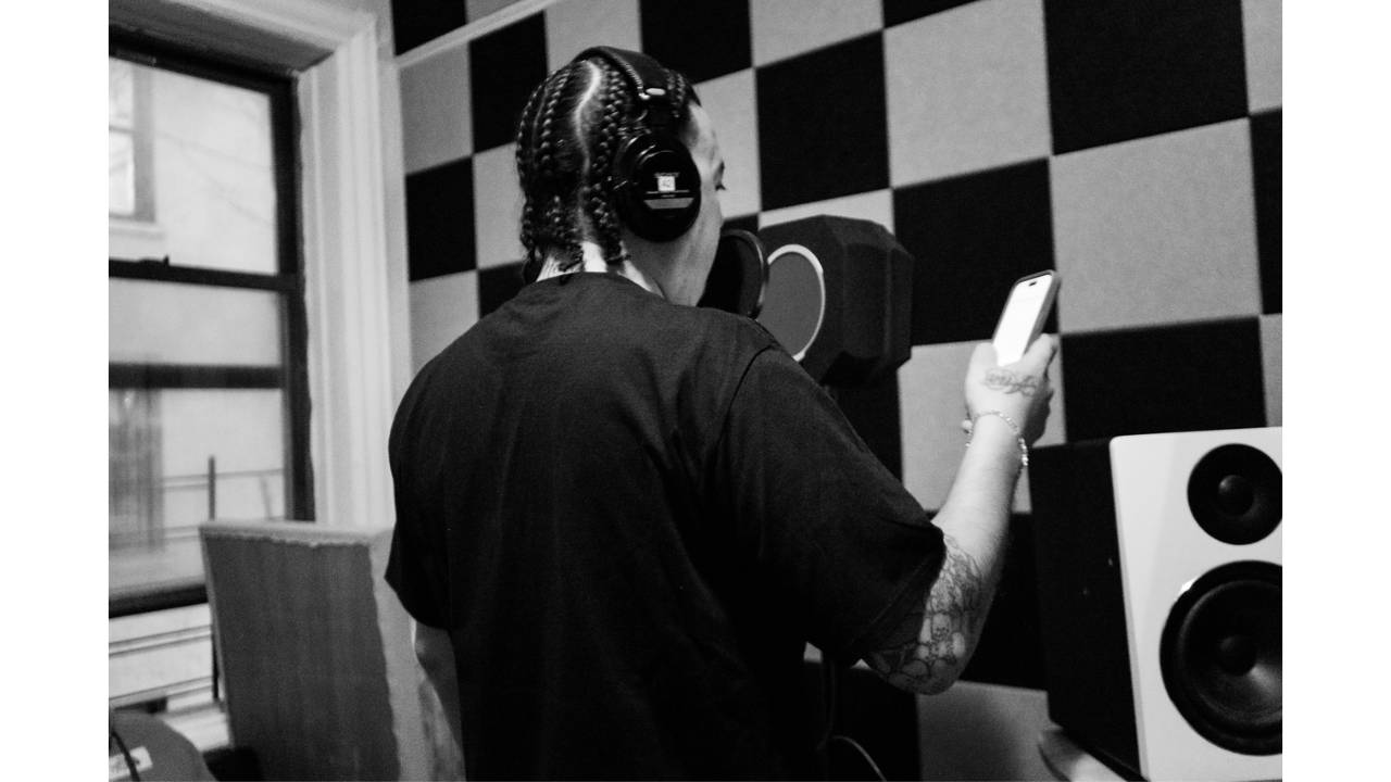 Πολλαπλές εφαρμογές της μεταγλώττισης σε διάφορες βιομηχανίες