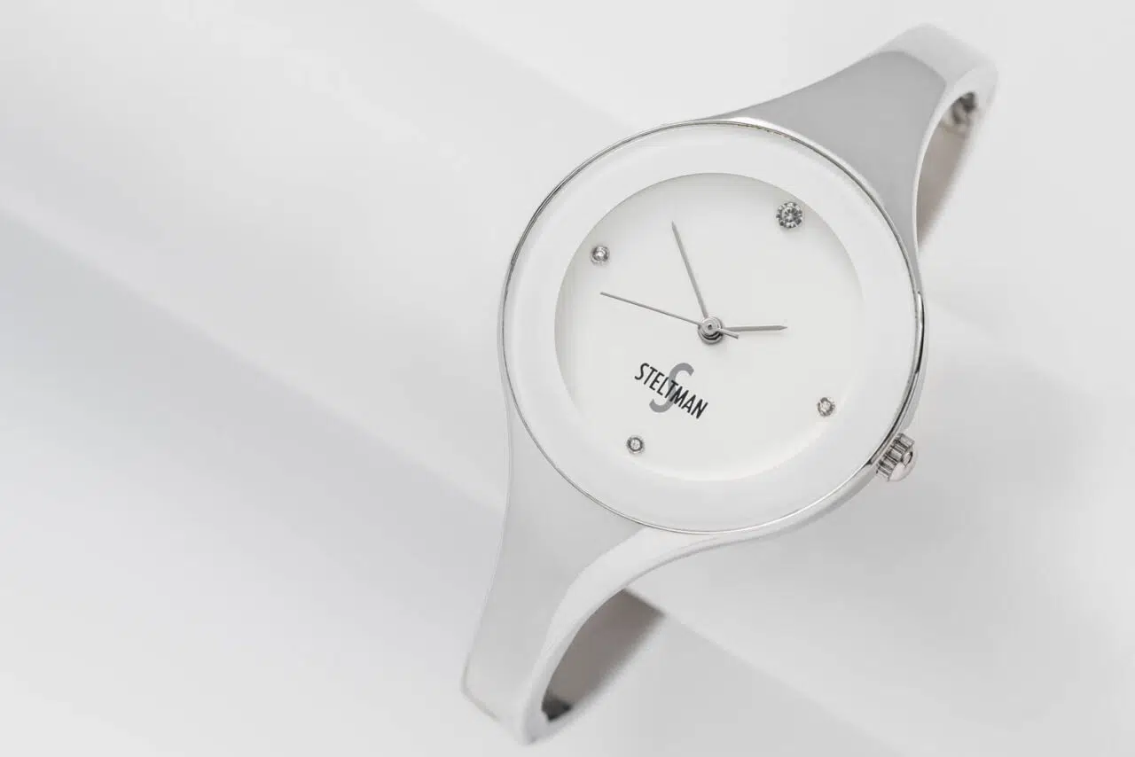 Product photography - an example of high key lighting in photography