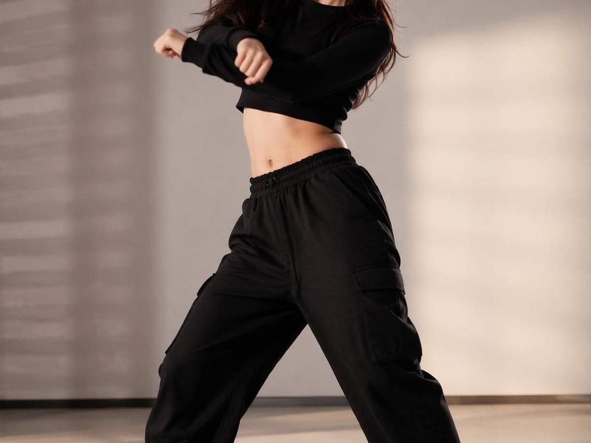 Instagram dance video generator prompt cover 1 in 4:3