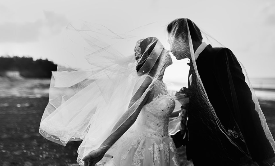 Wedding photography tips help beginners shoot better: Master light and its effects
