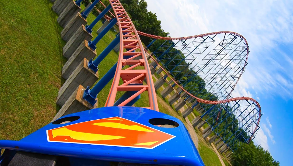 Vídeos POV de montanhas-russas para estudantes