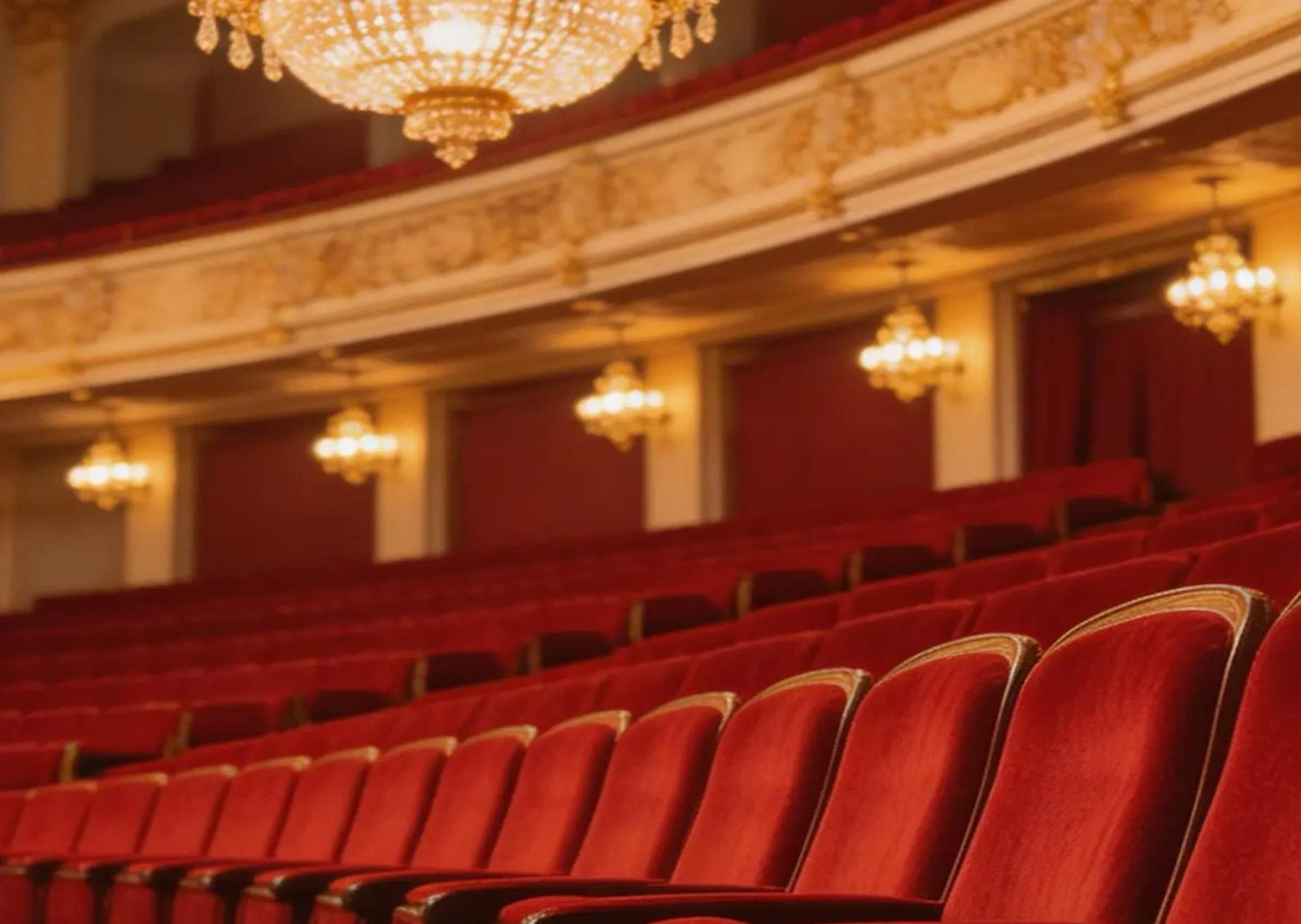 Büyük bir opera binası iç