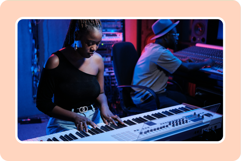 Generatore di video musicali per ispirare i talenti