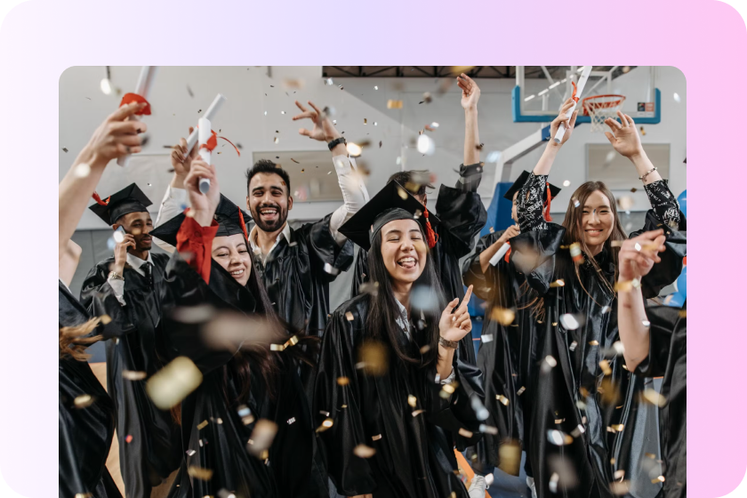 Flexible styles for every graduation moment