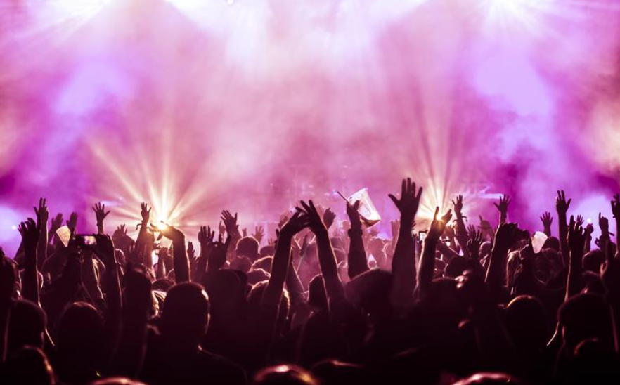 Music festivals: Lollapalooza and Tomorrowland