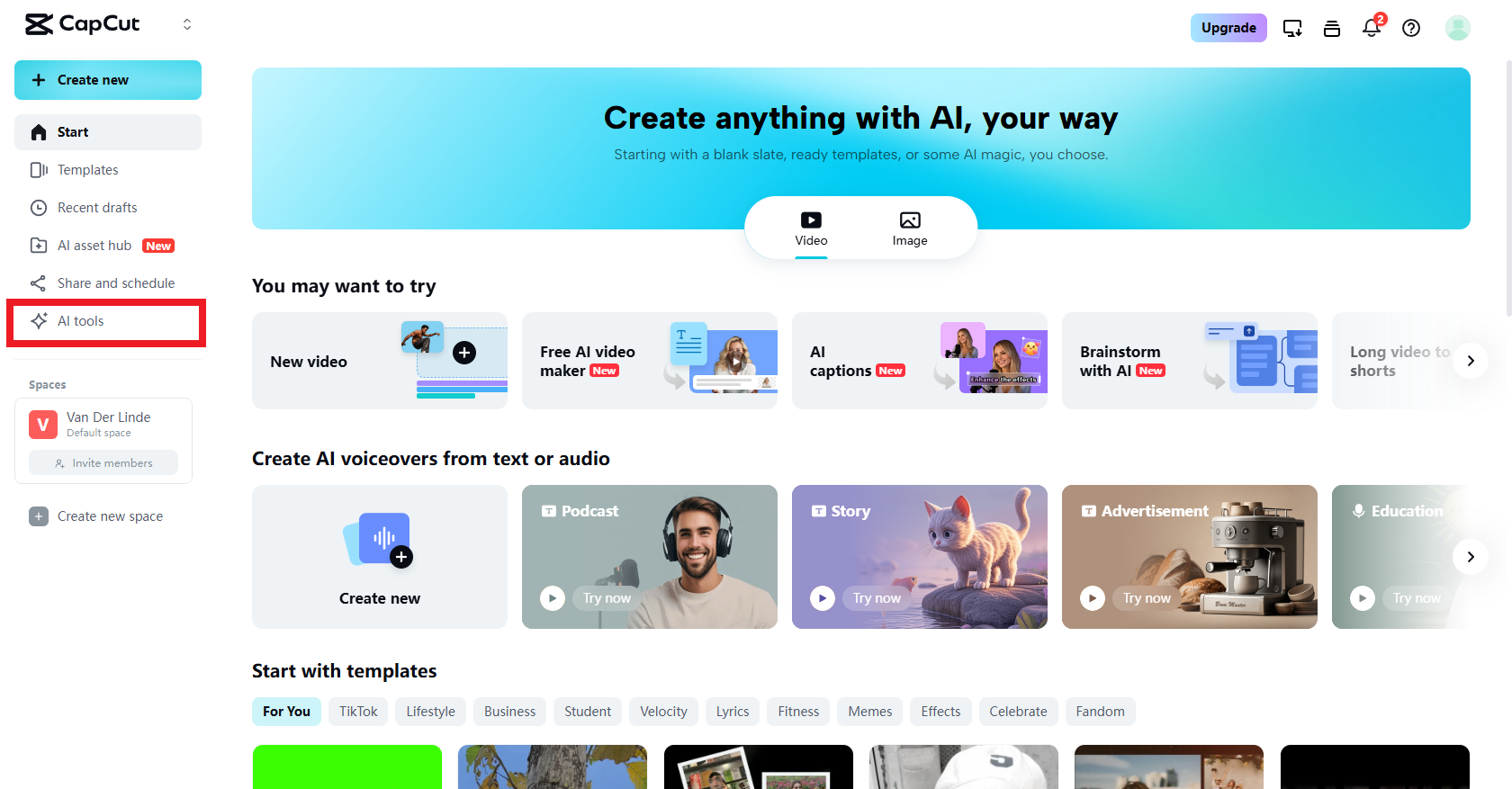 בחר כלי AI מדף הבית של CapCut Web