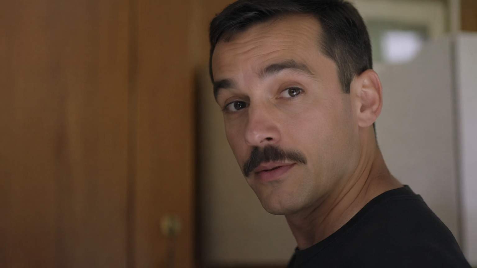 Dreamina remove mustache from video prompt example 6: Prepare a before-and-after test