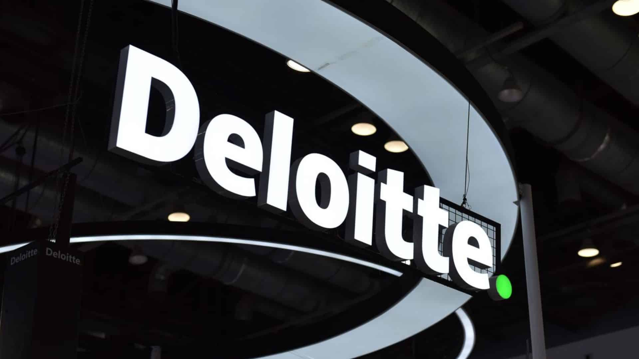 Consultoria Financeira Deloitte