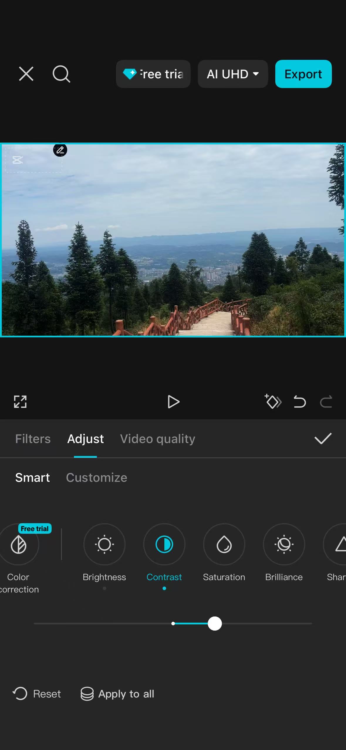Javítsa a túlexponált videót a CapCut-ban mobilon