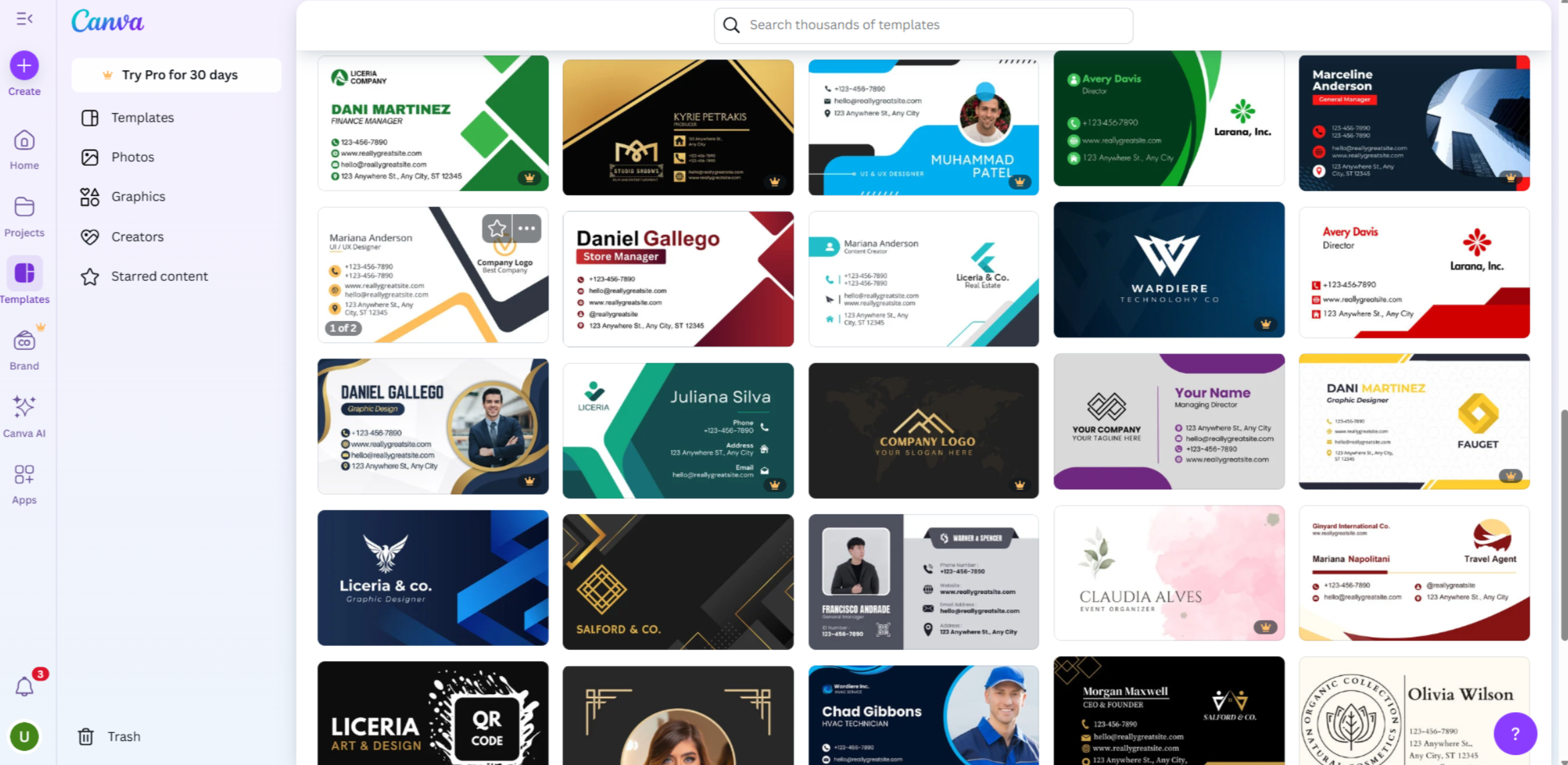 Schnittstelle von Canva – ein gutes Werkzeug, um Visitenkartenvorlagen herunterzuladen.