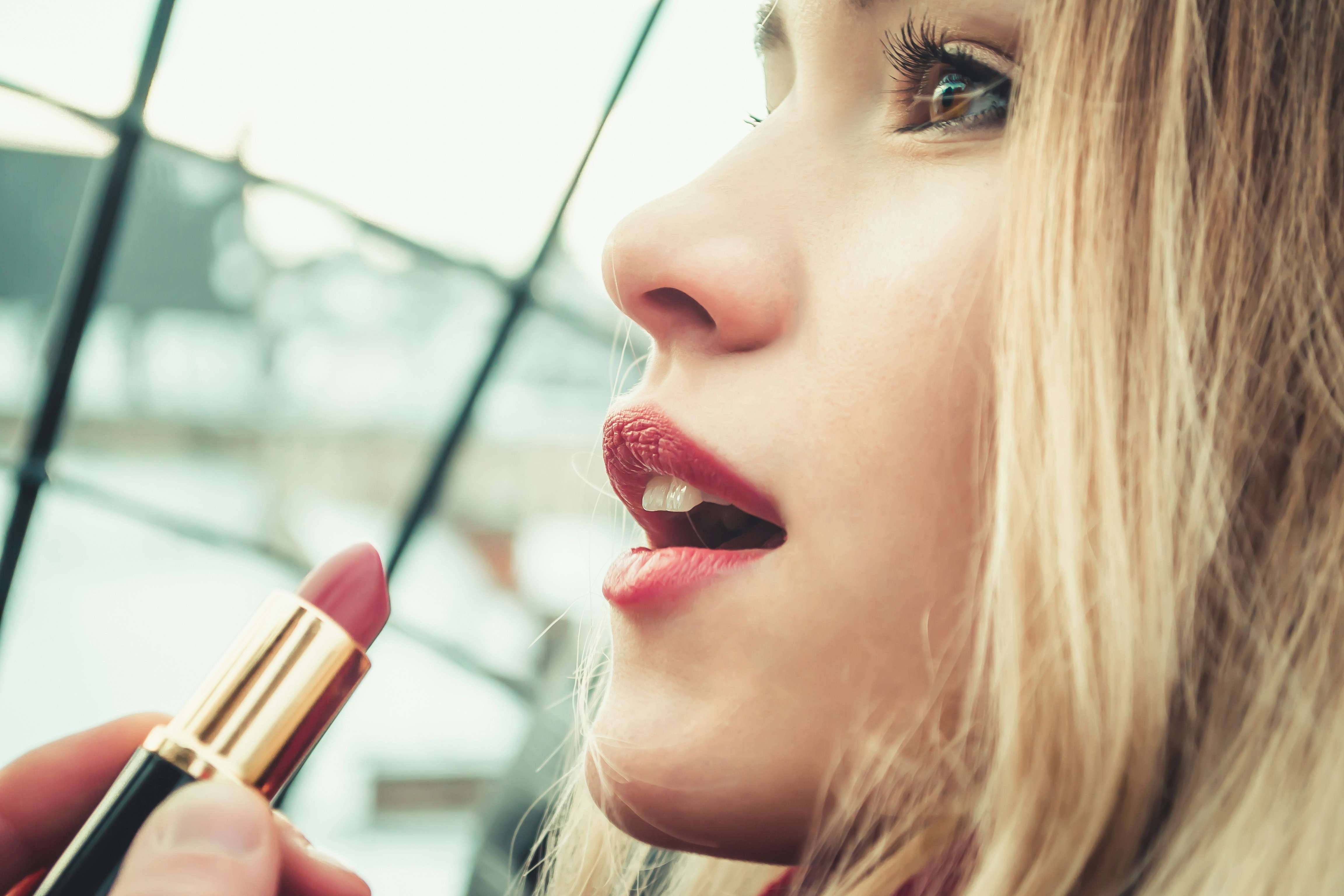 Emerging key 2025 makeup trends