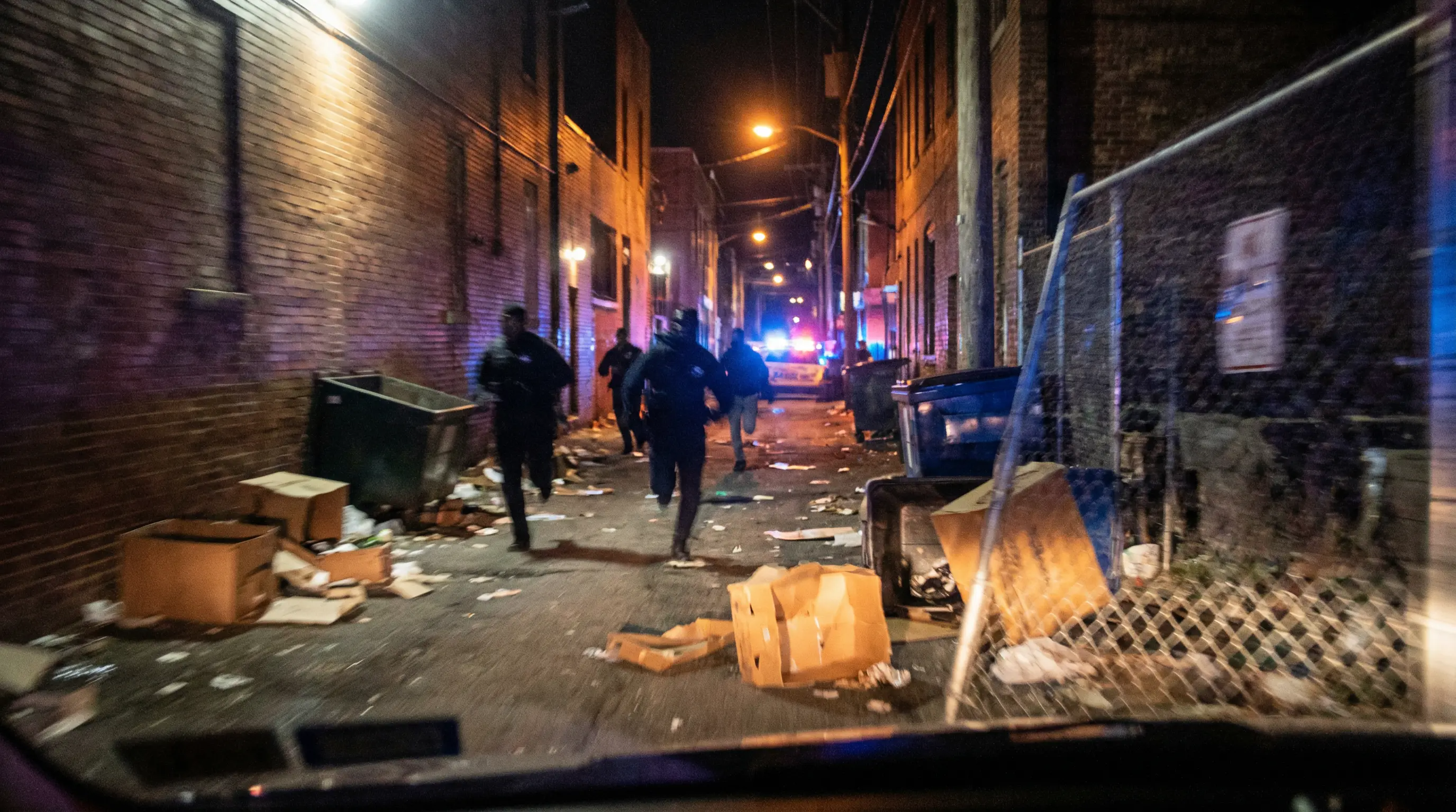 Ação intensa capturada com câmera na mão