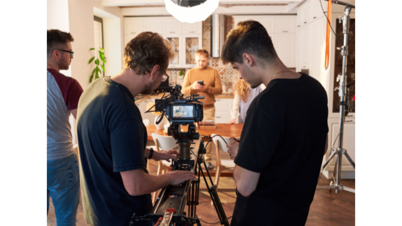 Maintain high-quality visuals and sound