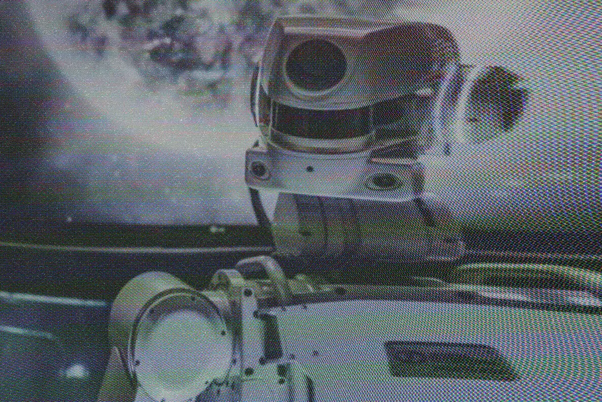 Example of retro flicker effect for creating old film noise overlay in videos
