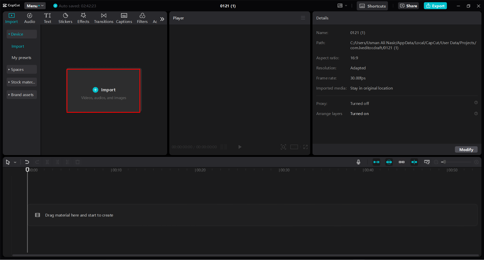 Mengimpor video ke dalam CapCut editor video desktop