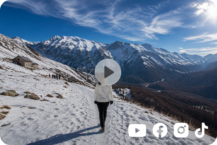 Travel & social media content