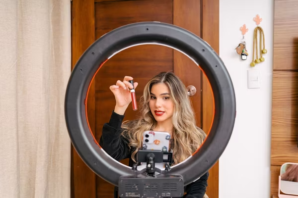 AI influencers regenerate digital marketing