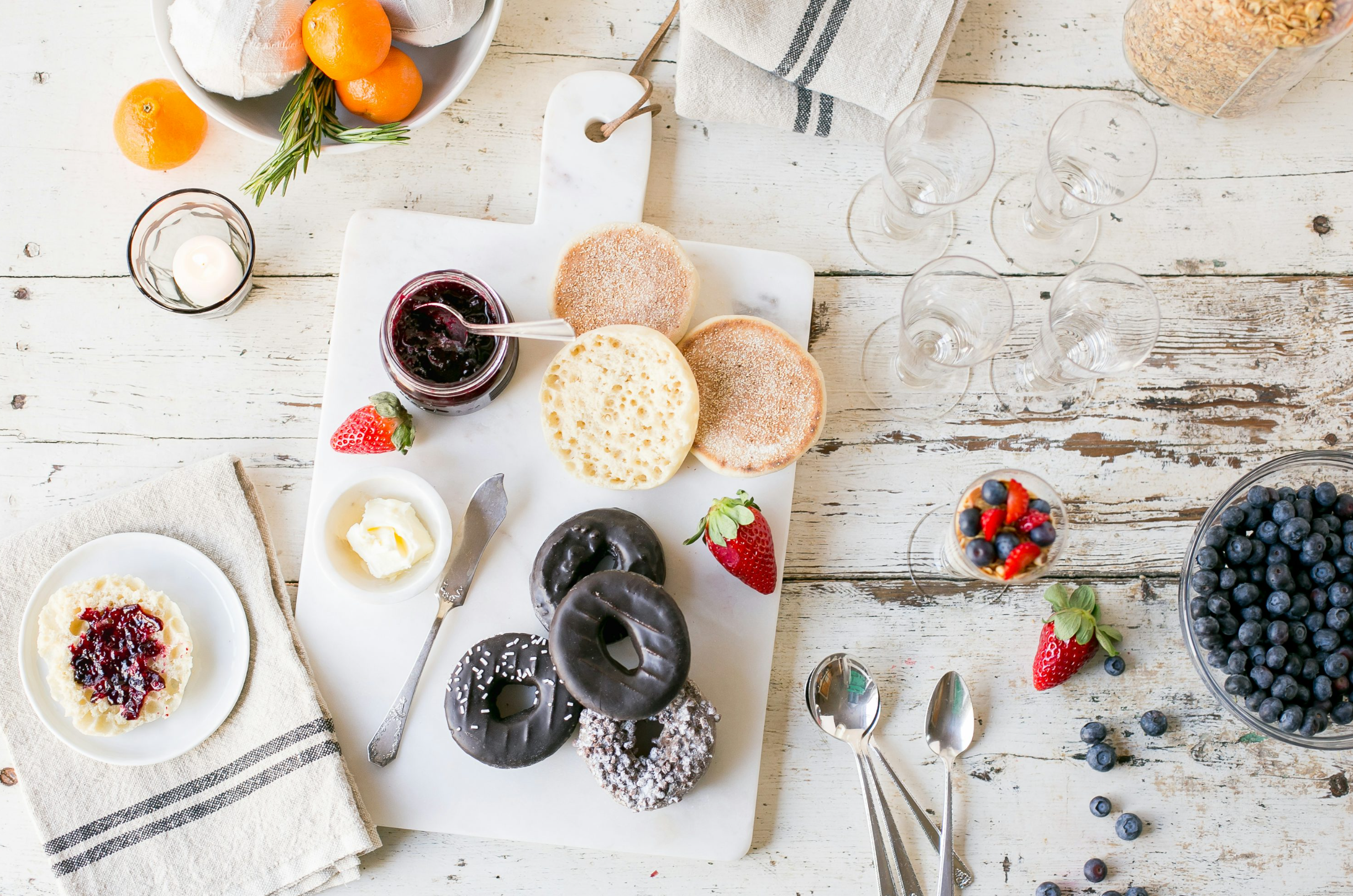 10 simple steps to set up flat lay photography: Build a story