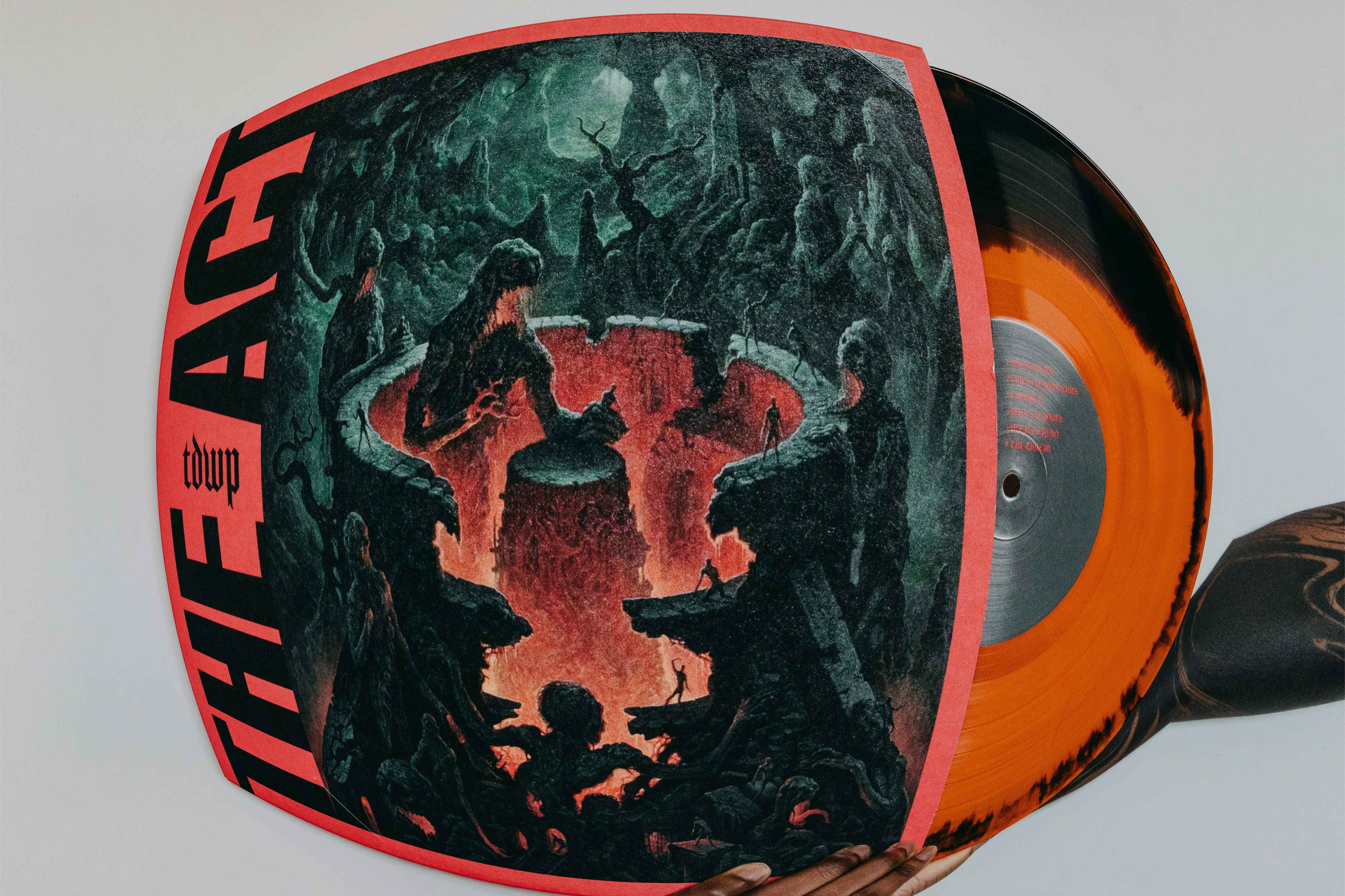 Fisheye lens effect usage in vinyl album art