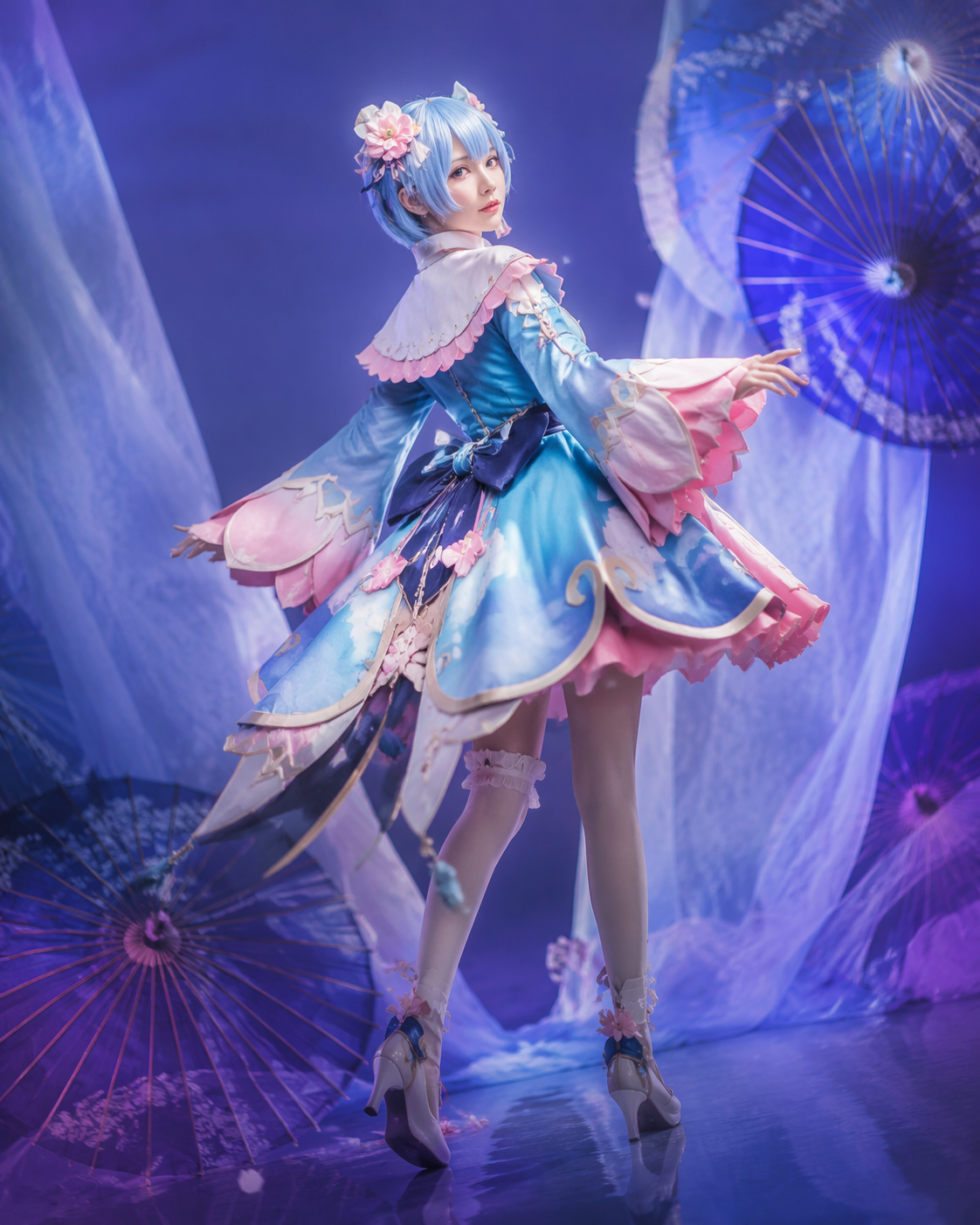 Dreamina cosplay outfit try on prompt example 3: Costume Detail Styling Shot