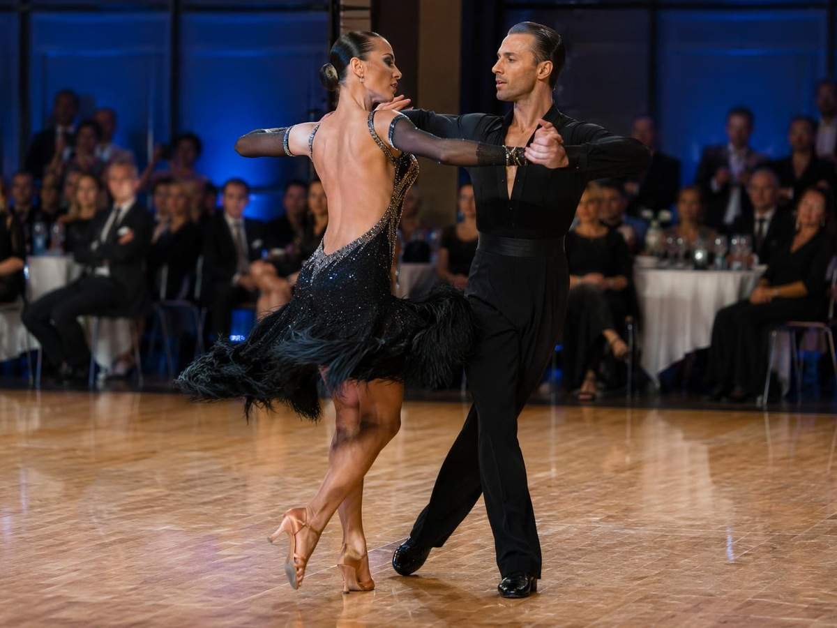 AI ballroom dance generator prompt card distinct real photo 1 in 4:3