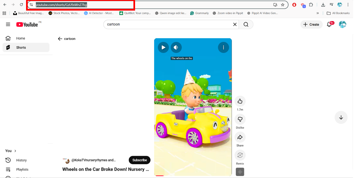 Copia el enlace de YouTube.