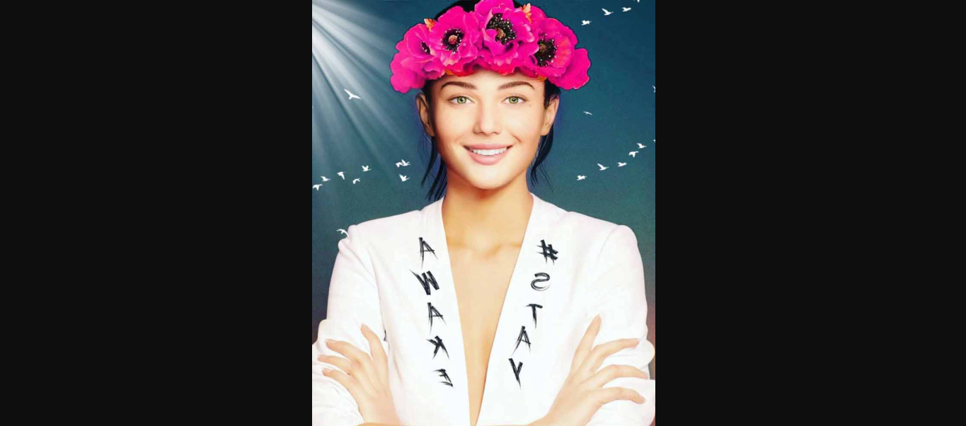 Digital influencer Leya Love