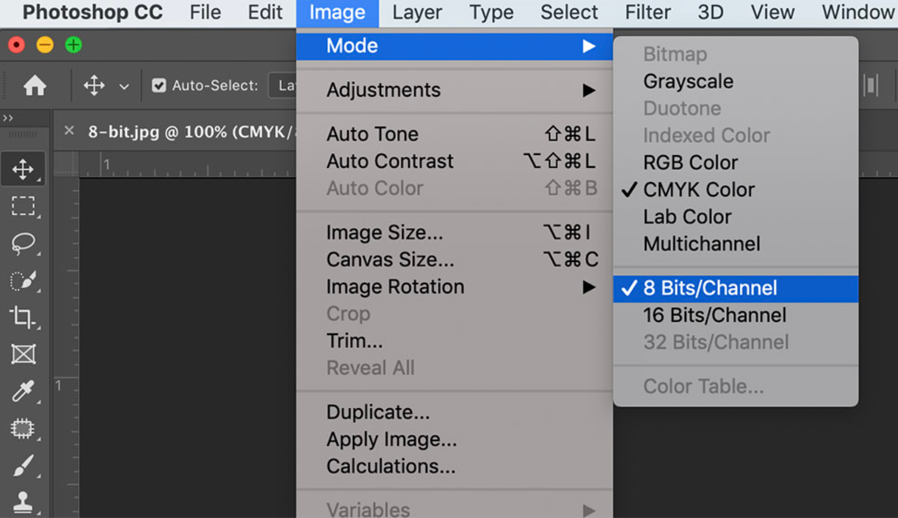 Showing how to make a glitch effect in Photoshop