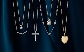 Minimalist chic pieces - another best AI jewelry design