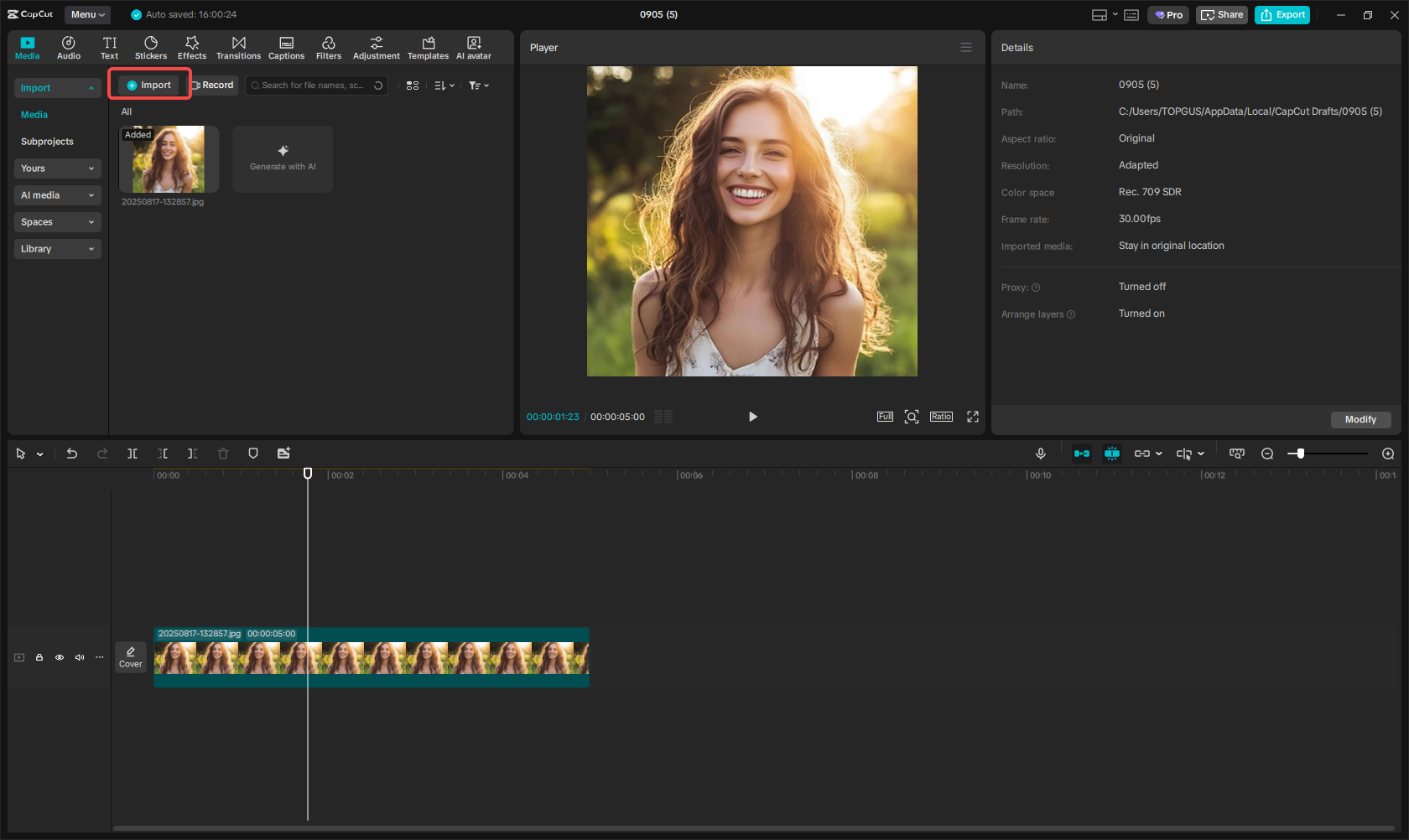 Import foto ke dalam antara muka CapCut