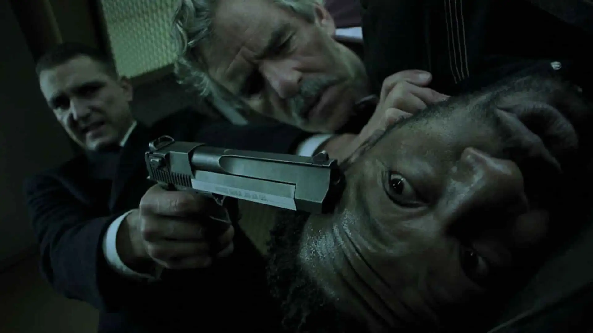 Dutch Tilt angle shot