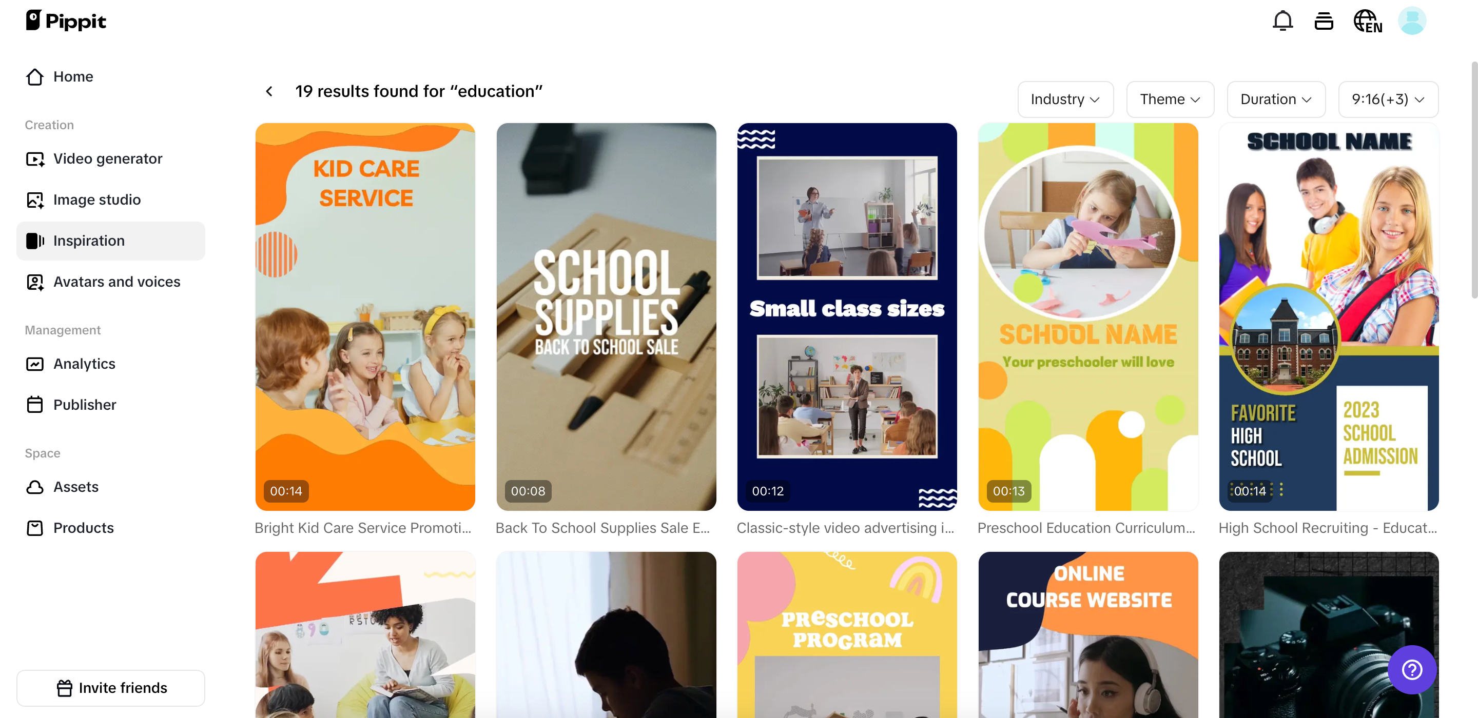 Mga naiaangkop na template para sa edukasyon