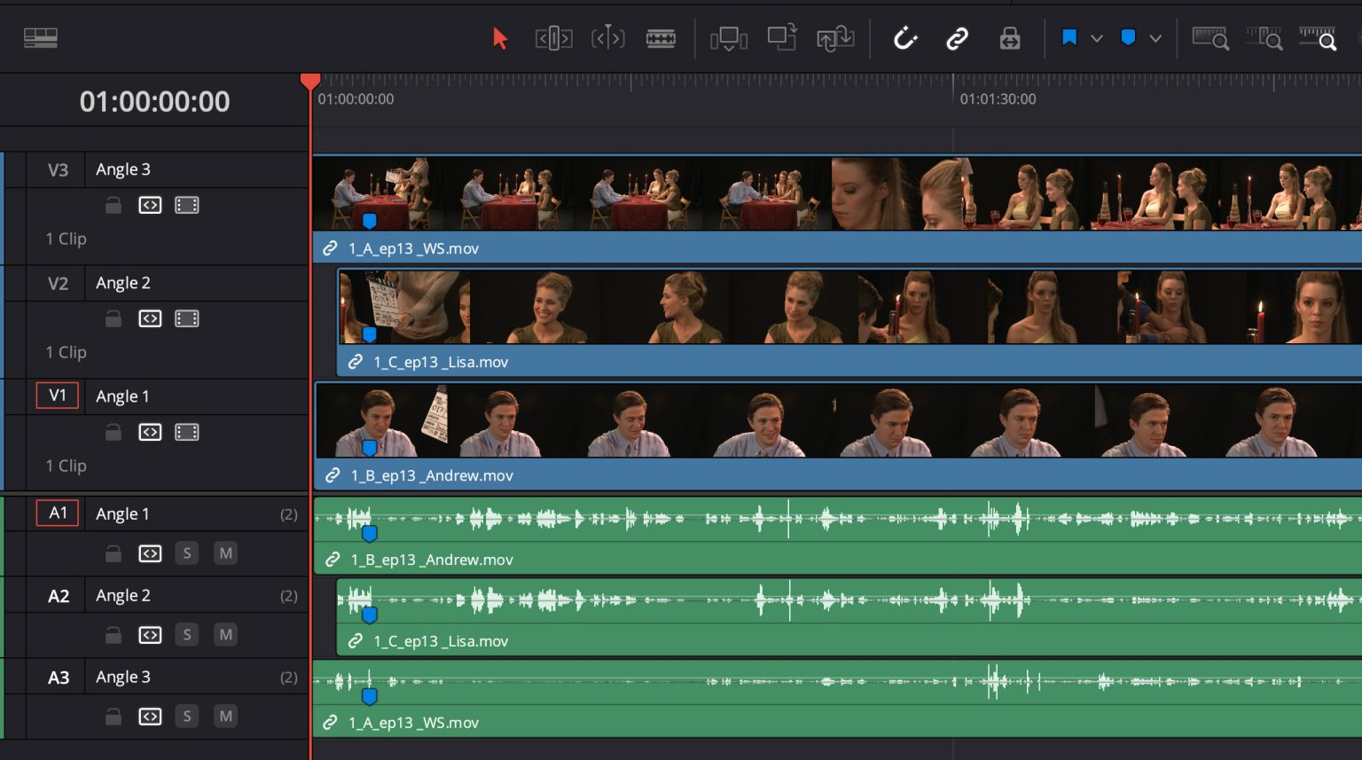 Zaman çizelgesine Medya Havuzu çoklu kamera klipleri