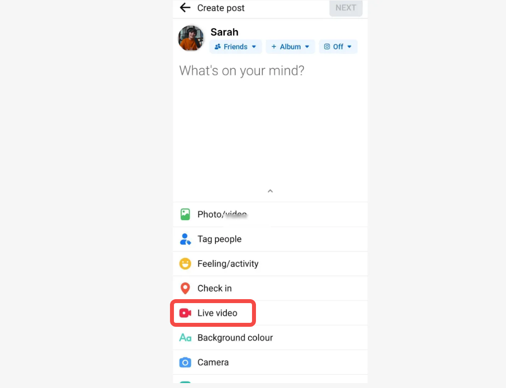 打開 Facebook 應用程式並開始直播視頻