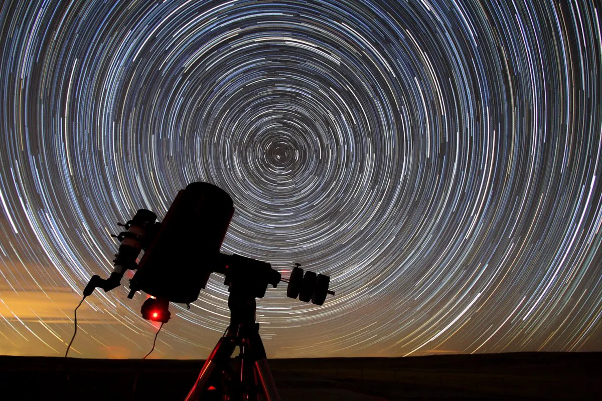 Larawan ng timelapse ng mga star trail