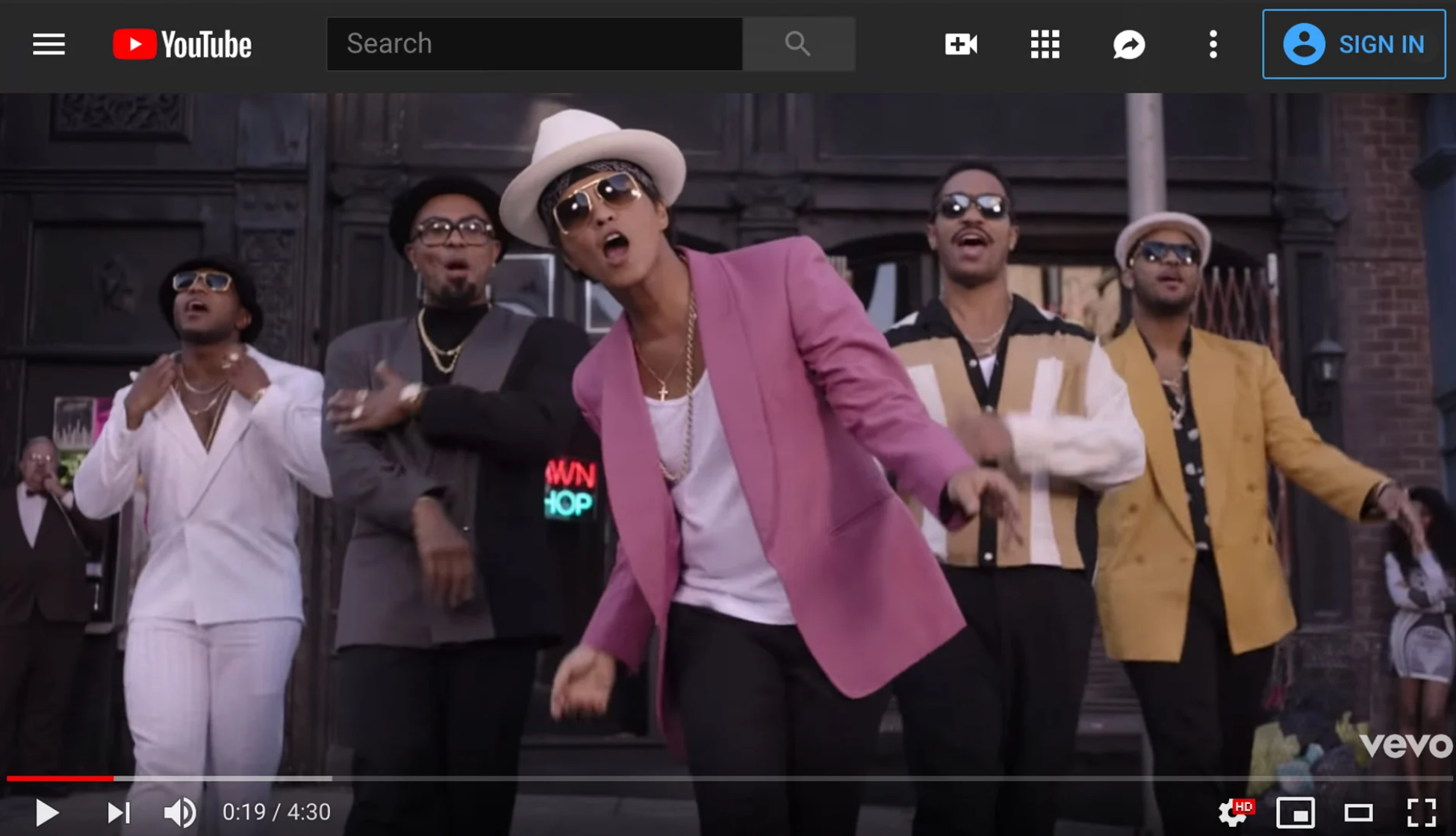 Vidéos musicales publicitaires YouTube